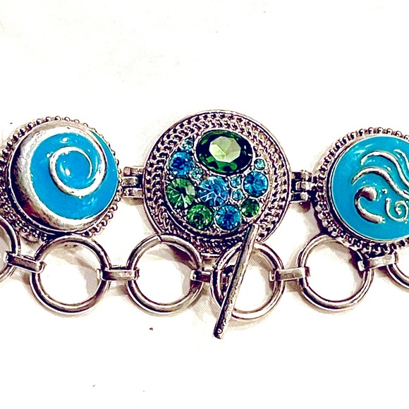 NON-Tarnish 3 Snap Toggle bracelet in Turquoise, Beautiful! Adjustable - Picture 2 of 3